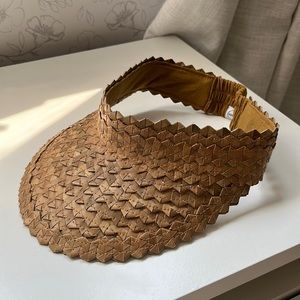 Fini the label Palm Visor Adult